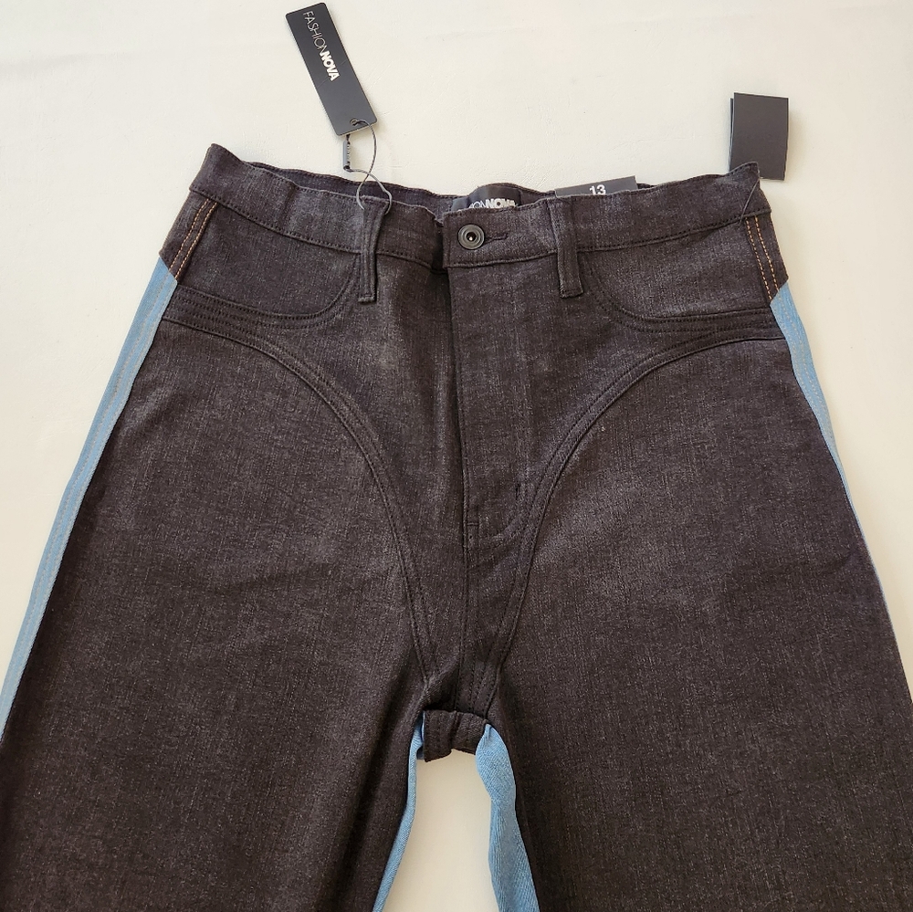 Stylish Blue and Black Women's Jeans - Picture 8 of 16